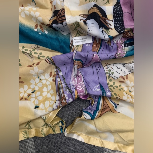 [NWT!!!] Women Silk like Kimono Robe - 2024 Japanese Pajamas - Picture 7 of 8